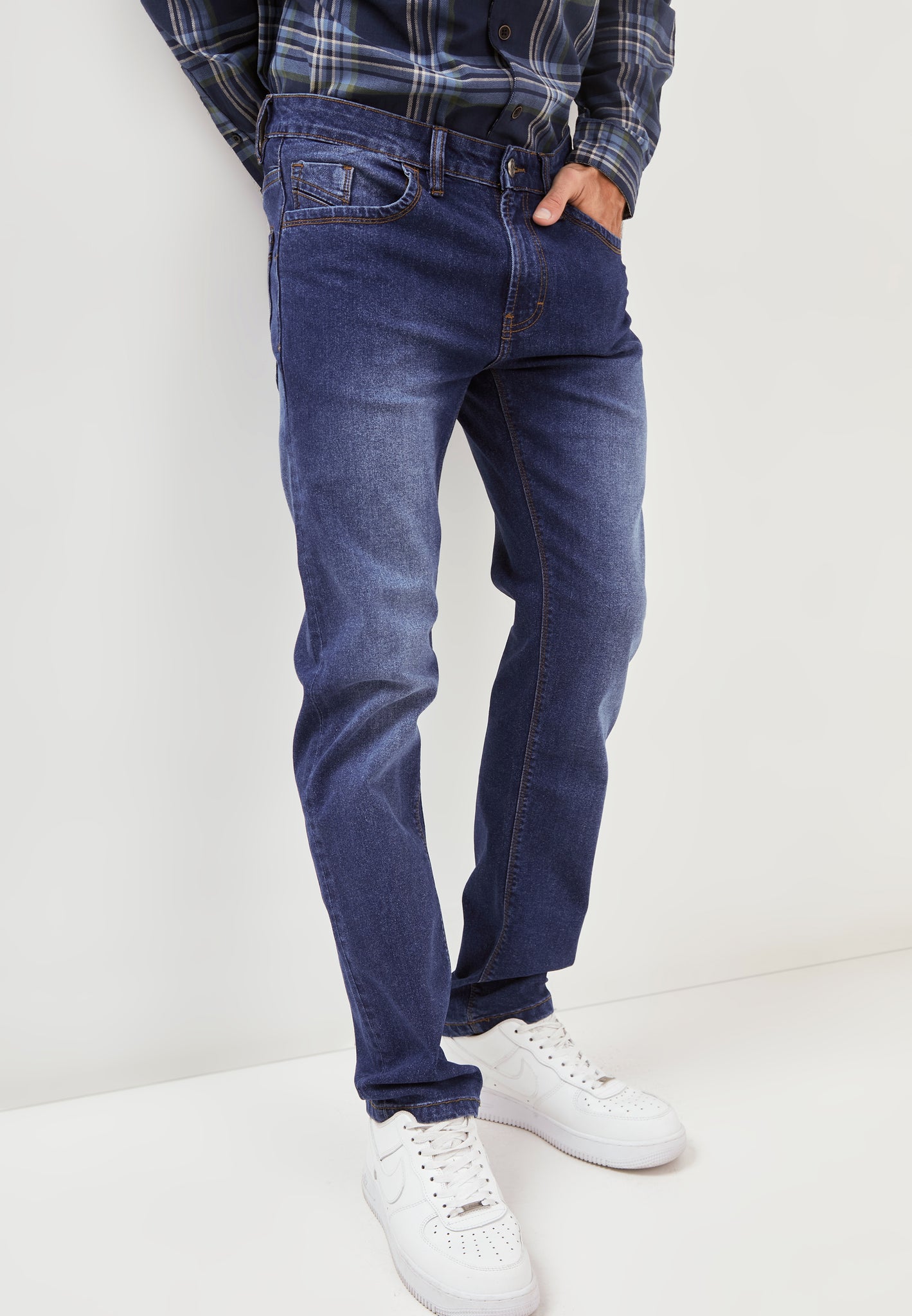 Carvil Celana Jeans Pria Hayes - Fashion Man