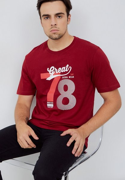 Carvil Kaos Pria VISUAL-14B MAROON